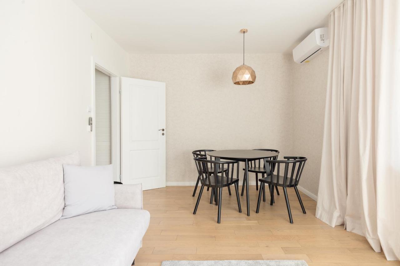 Grand Theater Beige Apartment Βαρσοβία Εξωτερικό φωτογραφία