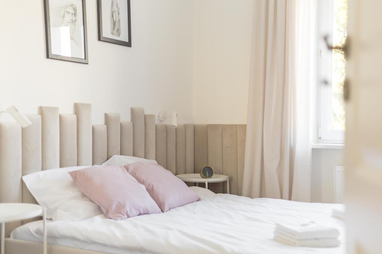 Grand Theater Beige Apartment Βαρσοβία Εξωτερικό φωτογραφία